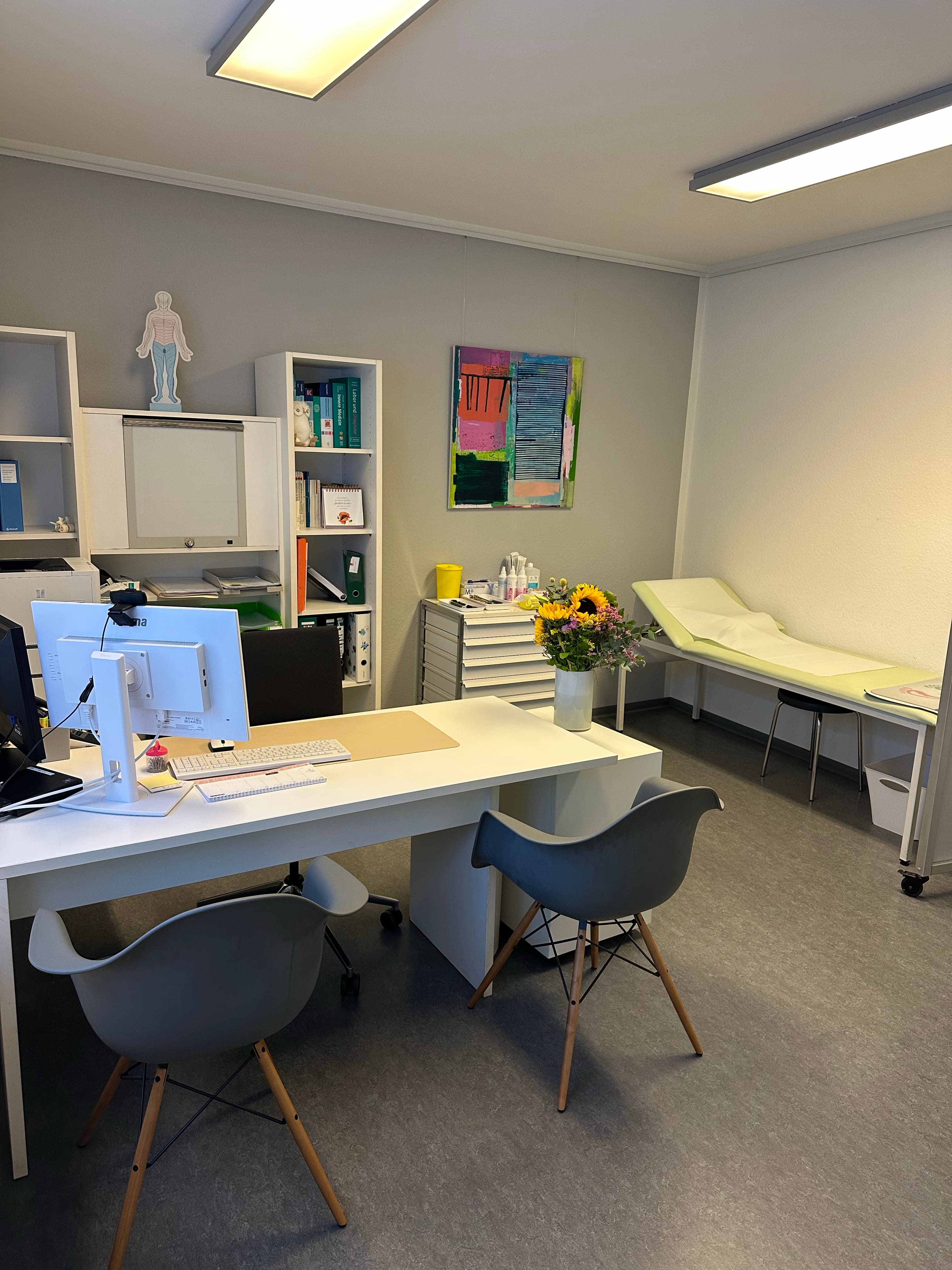 Hausarztzentrum Frechen - Behandlungszimmer 1