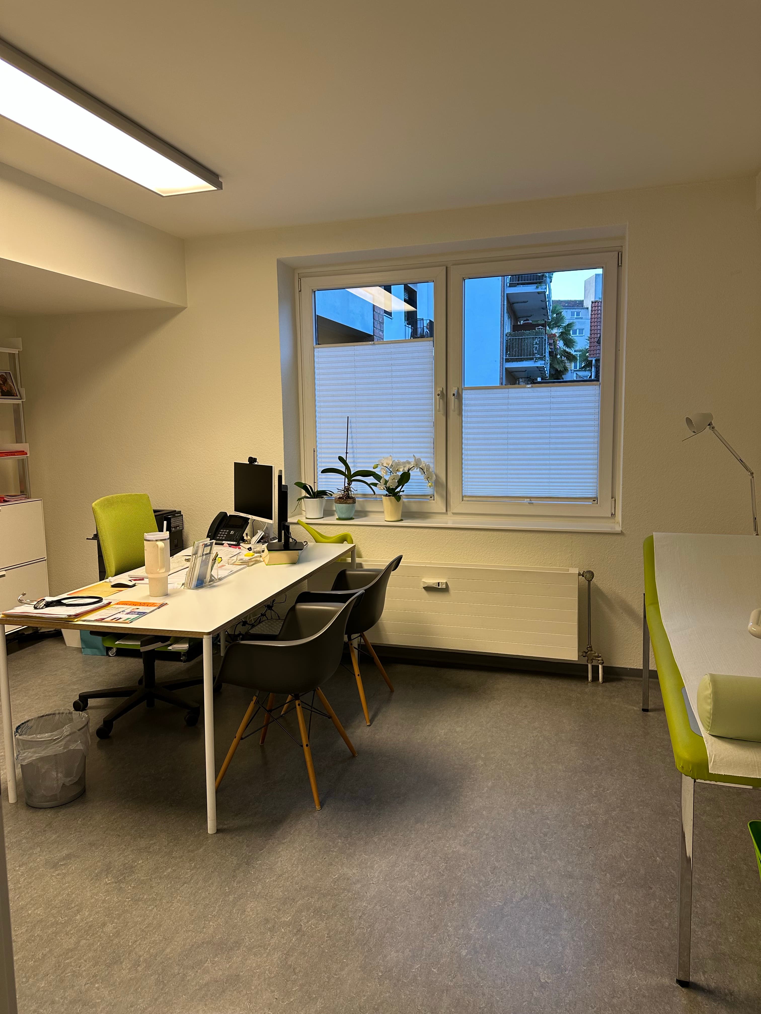 Hausarztzentrum Frechen - Behandlungszimmer 2